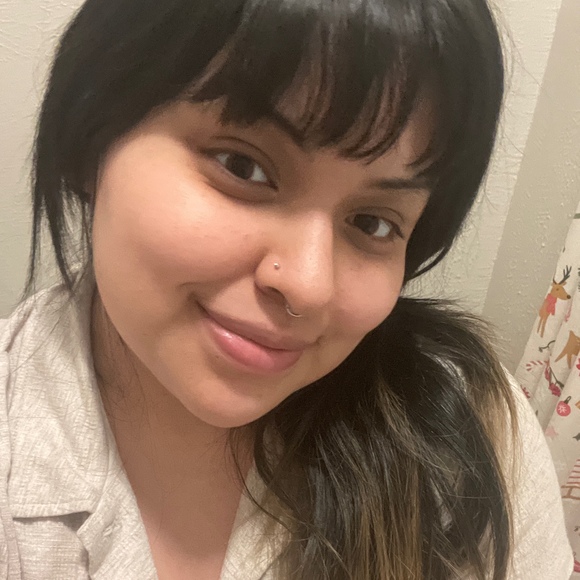 carlyguevara13